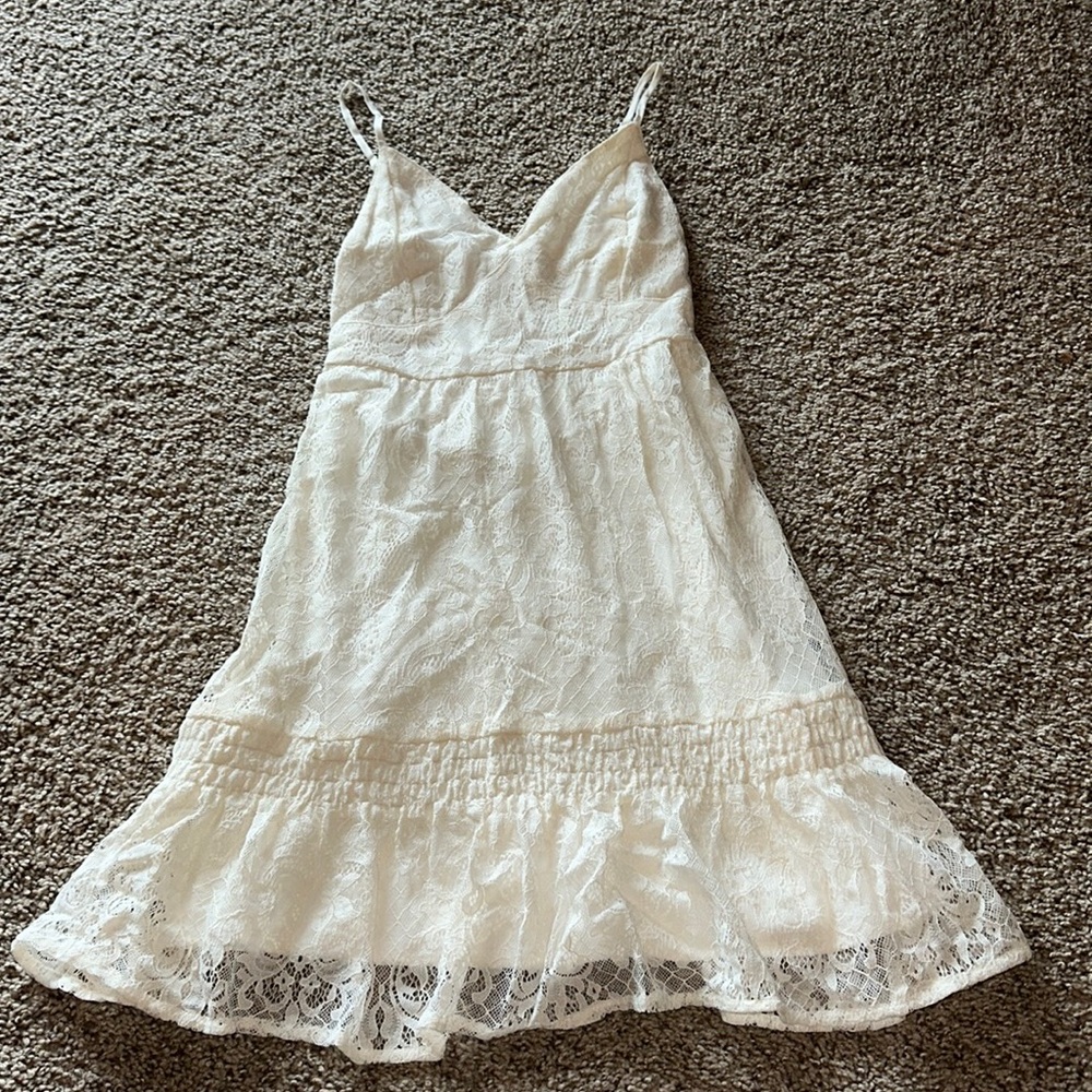 Hollister ~Lined~ Creme Lace Dress